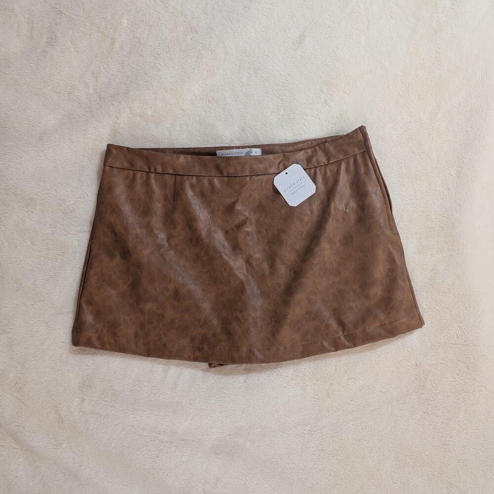 Altar'd State | NWT Camel Faux Leather Mini Skort | Women's XL
